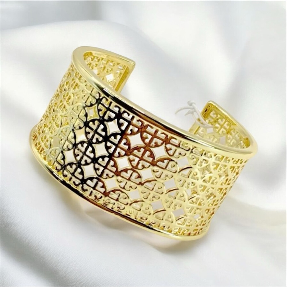 New Tory Burch Miller Logo 1.25” Cuff Bracelet in Gold tone with Tag